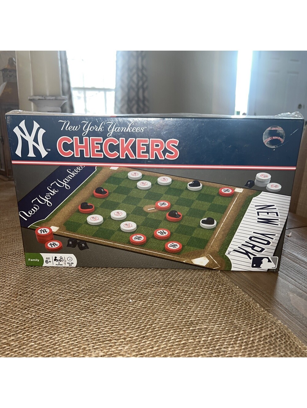 **NIB** MLB New York Yankees Checkers Board Game FACTORY SEALED
